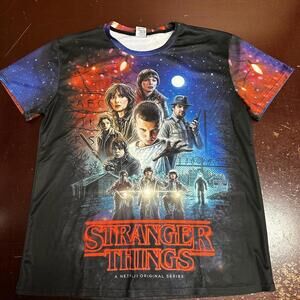 Stranger Things 3-D graphic short sleeve T-shirt men’s large
